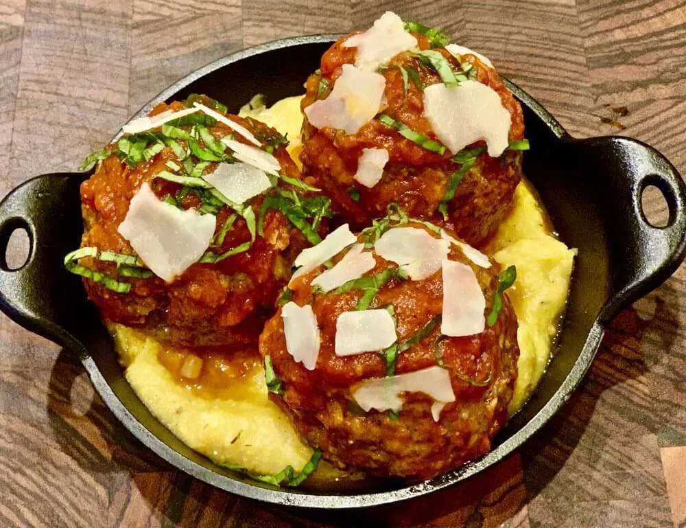 North Italia signature dishes BologneseWhite Truffle Garlic BreadItalian Meatballs